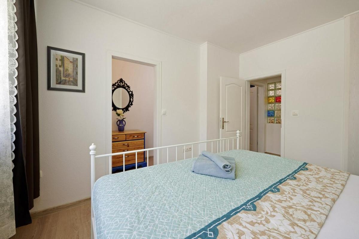 Smuketa In Trogir Haus Fuer 4 Personen别墅 外观 照片