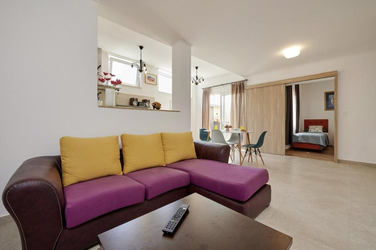 Smuketa In Trogir Haus Fuer 4 Personen别墅 外观 照片